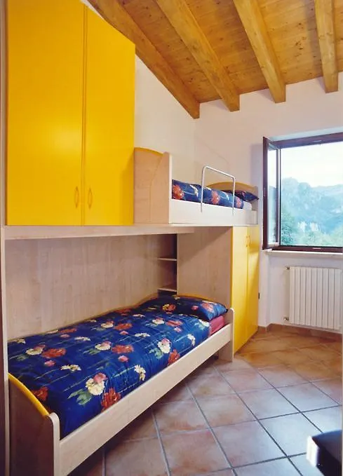 Apartment Residence Garden Tignale