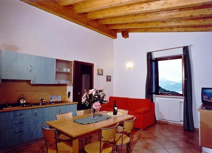 Residence Garden Tignale Apartment